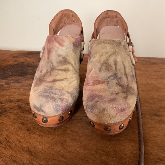 Free People Clogs - Picture 4 of 4